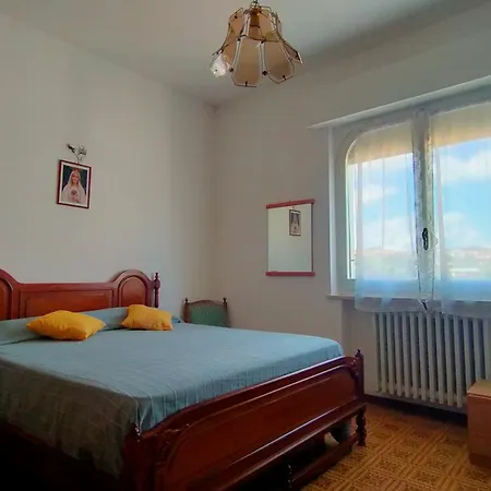 Trilocale A Due Passi Dal Mare E Dal Centro- Cod 499 Marcelli